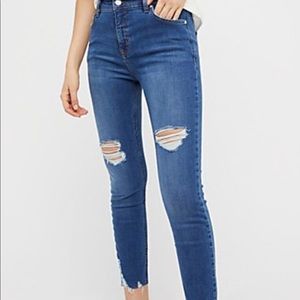 Free people shark bite jeans NWT unattached